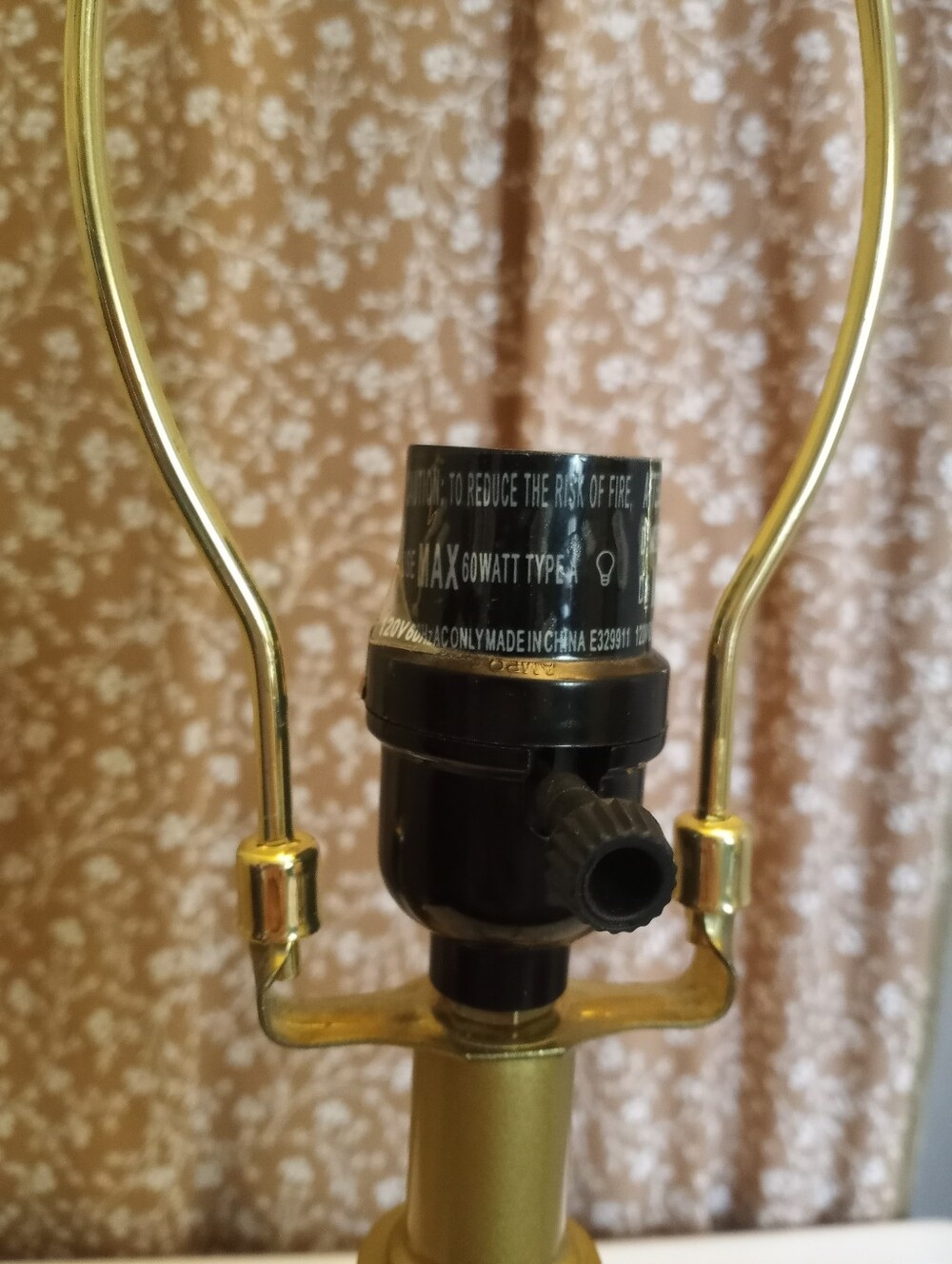 Gold Geometric Lamp, Wire Frame - Picture 3 of 8
